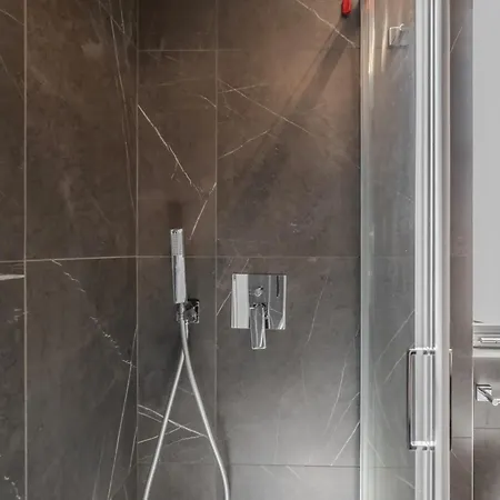 Hotiday Collection - 호텔