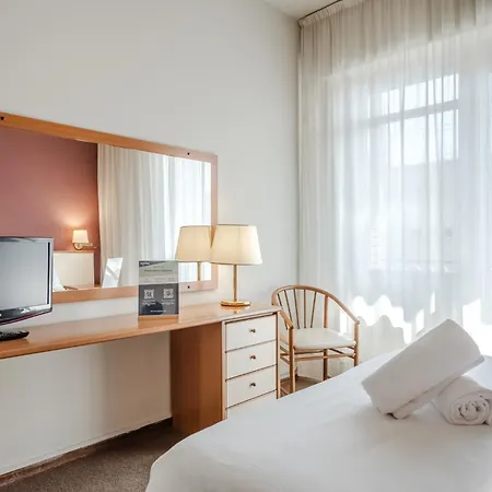 Otel Hotiday