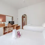 Hotiday Hotel 3*