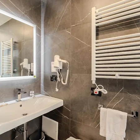 Hotel Hotiday Collection - Celle Ligure